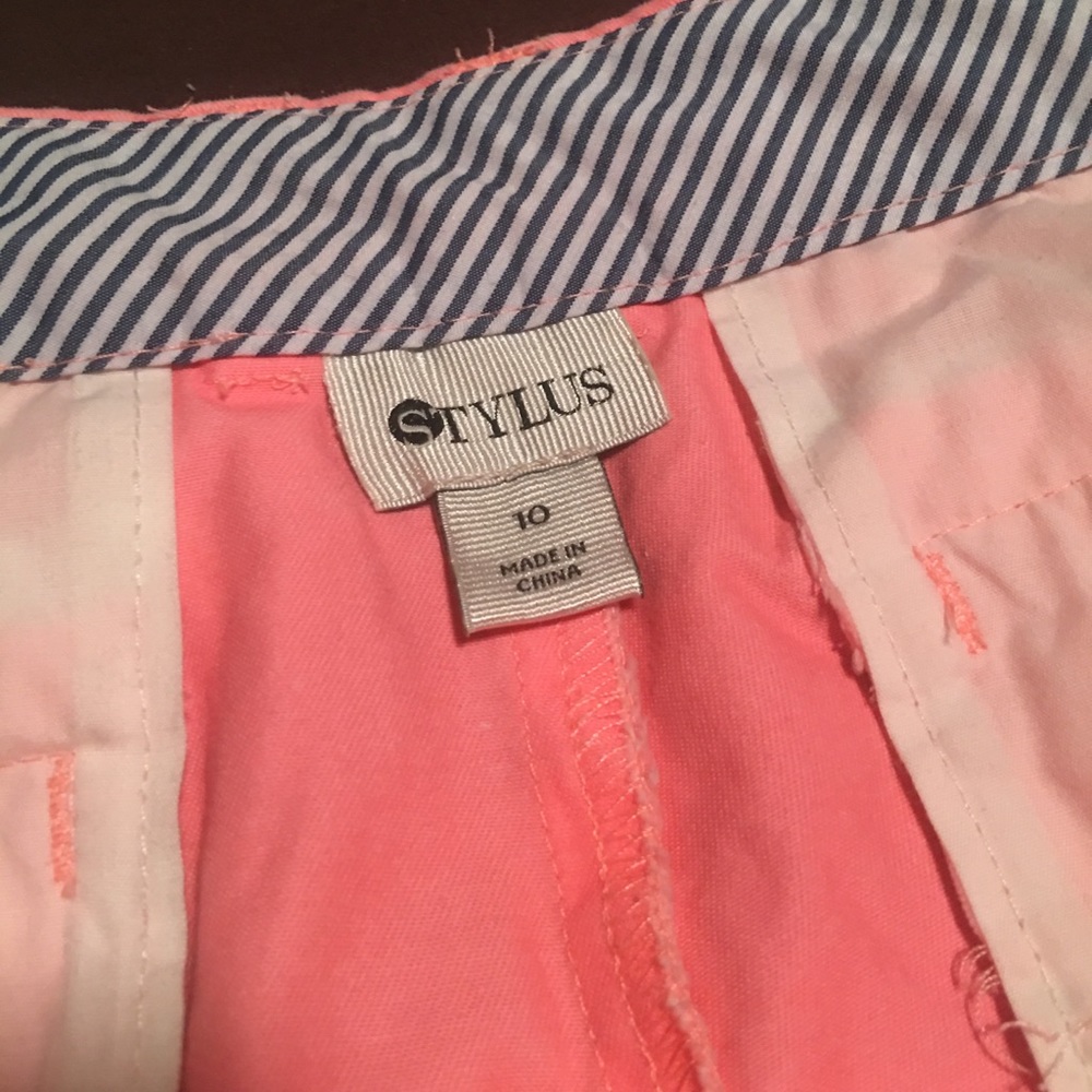 Pink Shorts - Picture 3 of 4